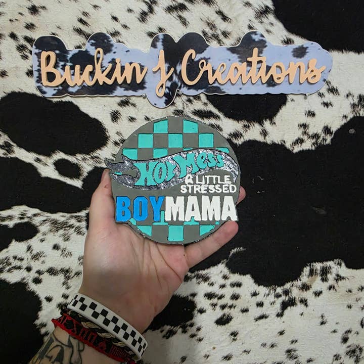 Buckin J Creations - Venta al por mayor Ambientador de coche - Mujer - Ambientador de coche para mamá de chicos desastrosos6