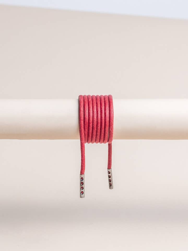 Cherry | round waxed shoelaces for wholesale by Senkels