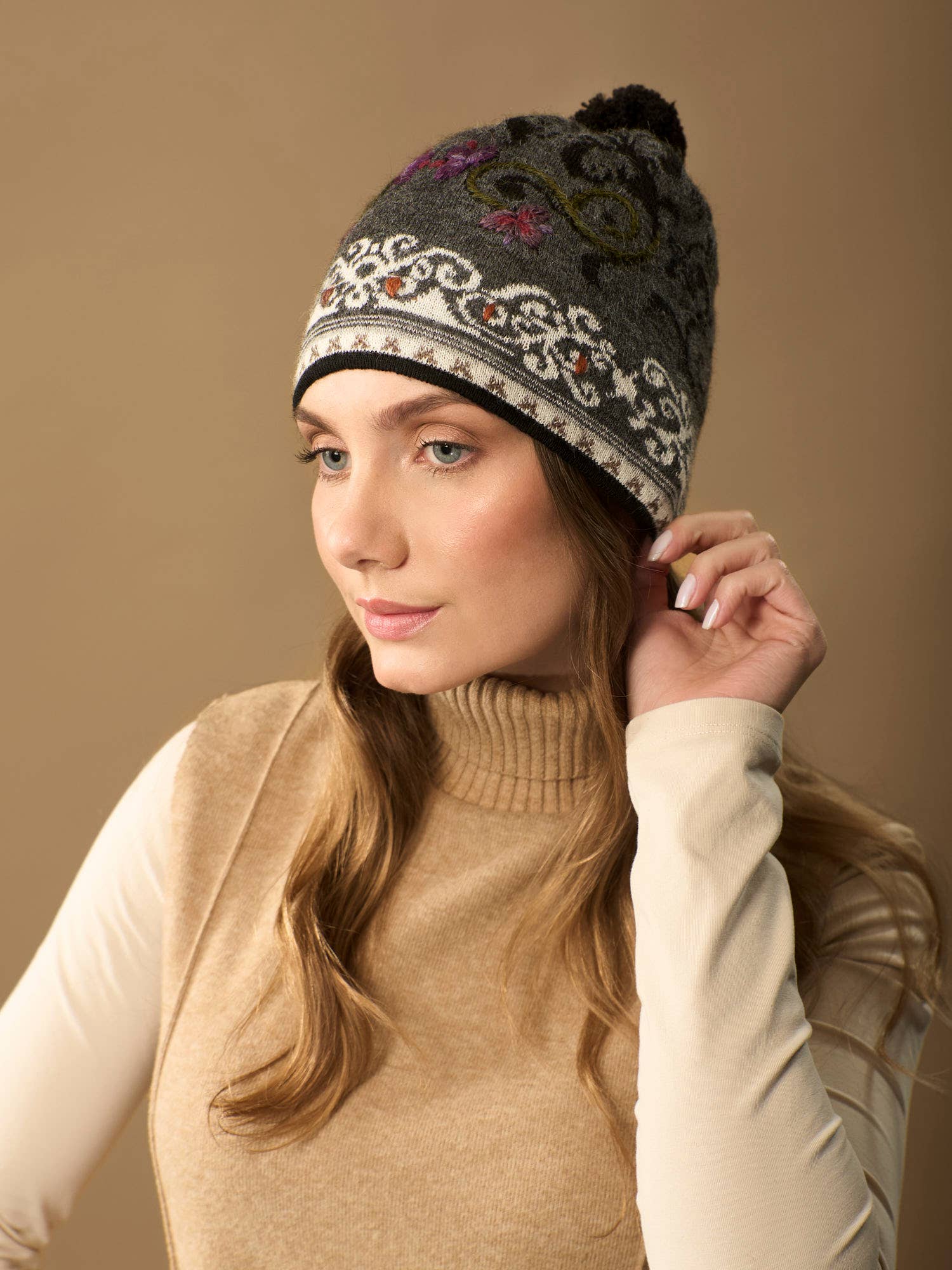 WUAMAN - Alpaca - Wholesale Beanie - Women's - Sofia Alpaca Hat | Hand Embroidery | Fall2