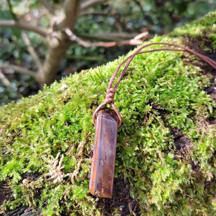 Collier Oeil de Tigre för wholesale av Jardin des Druides