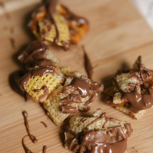 Crisscross Crunch Mix, Peanut Butter (8 oz) for wholesale by The Nut Garden, Sweetables, Utah Truffles