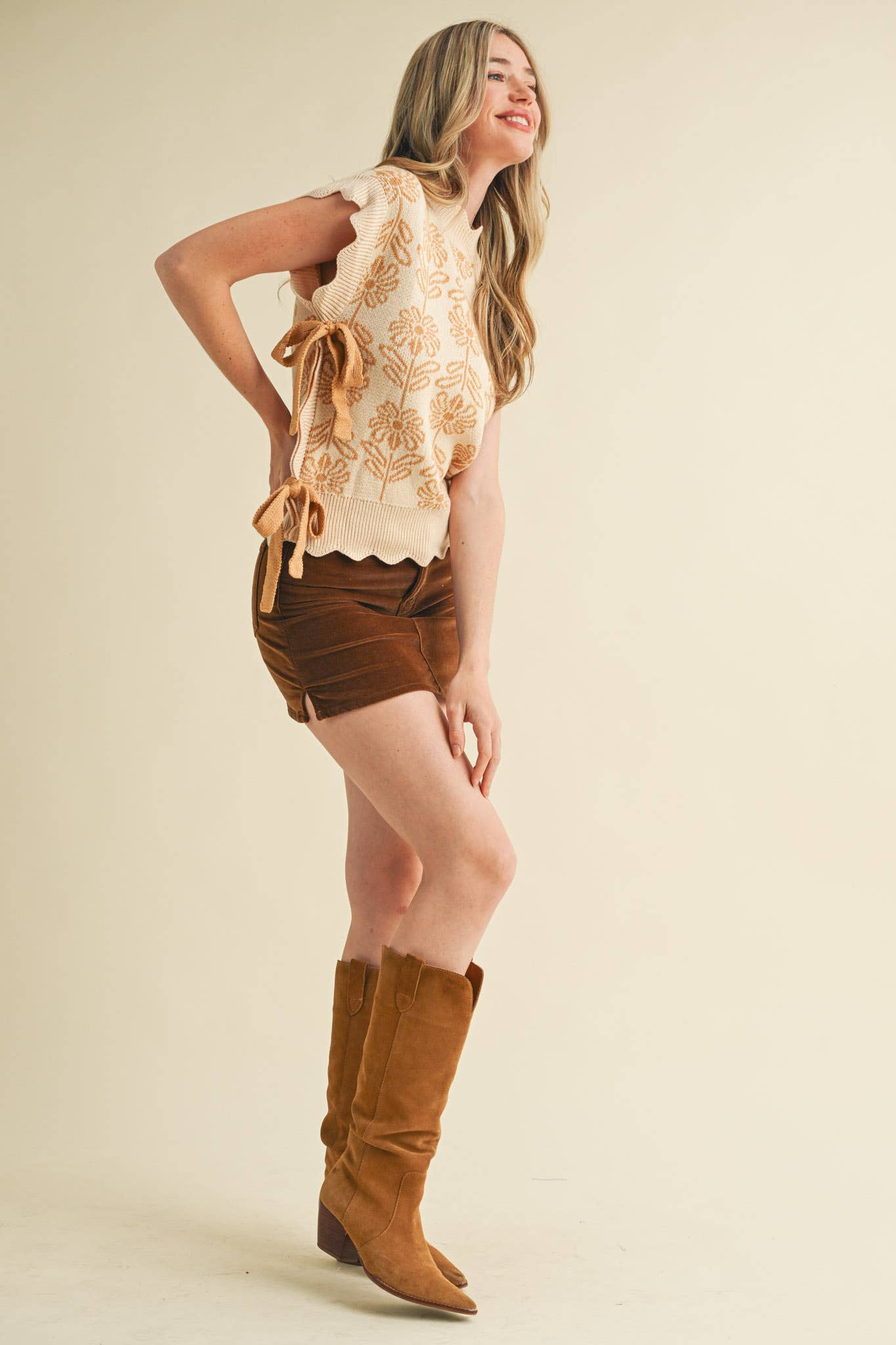 &MERCI – wholesale Tröjväst – Dam – MOCKNECK BLOMMIG TRÖJVÄST MSW1074371