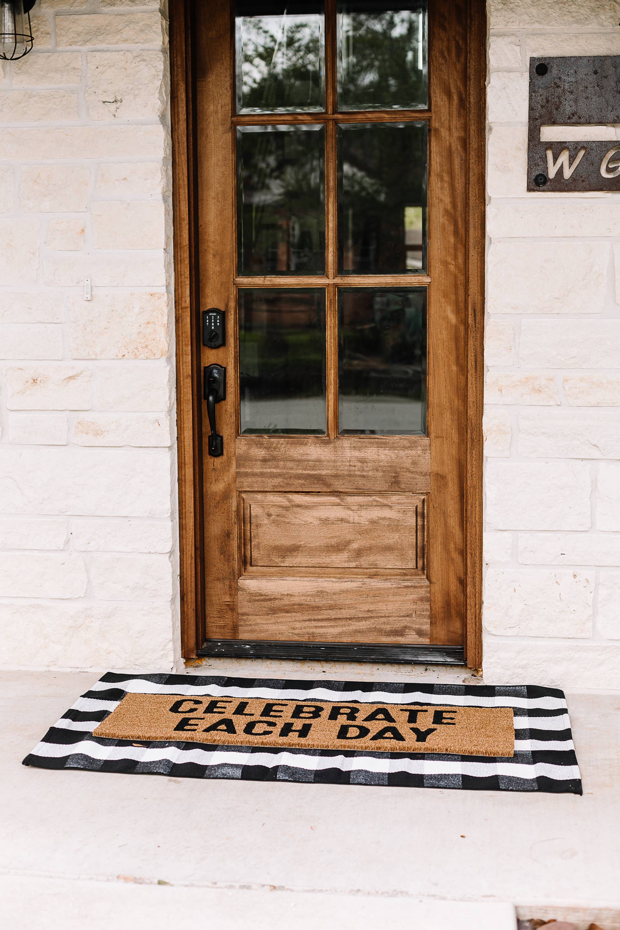 Modern Burlap - Wholesale Door Mat - XL Doormat - Celebrate Each Day (New Length)3
