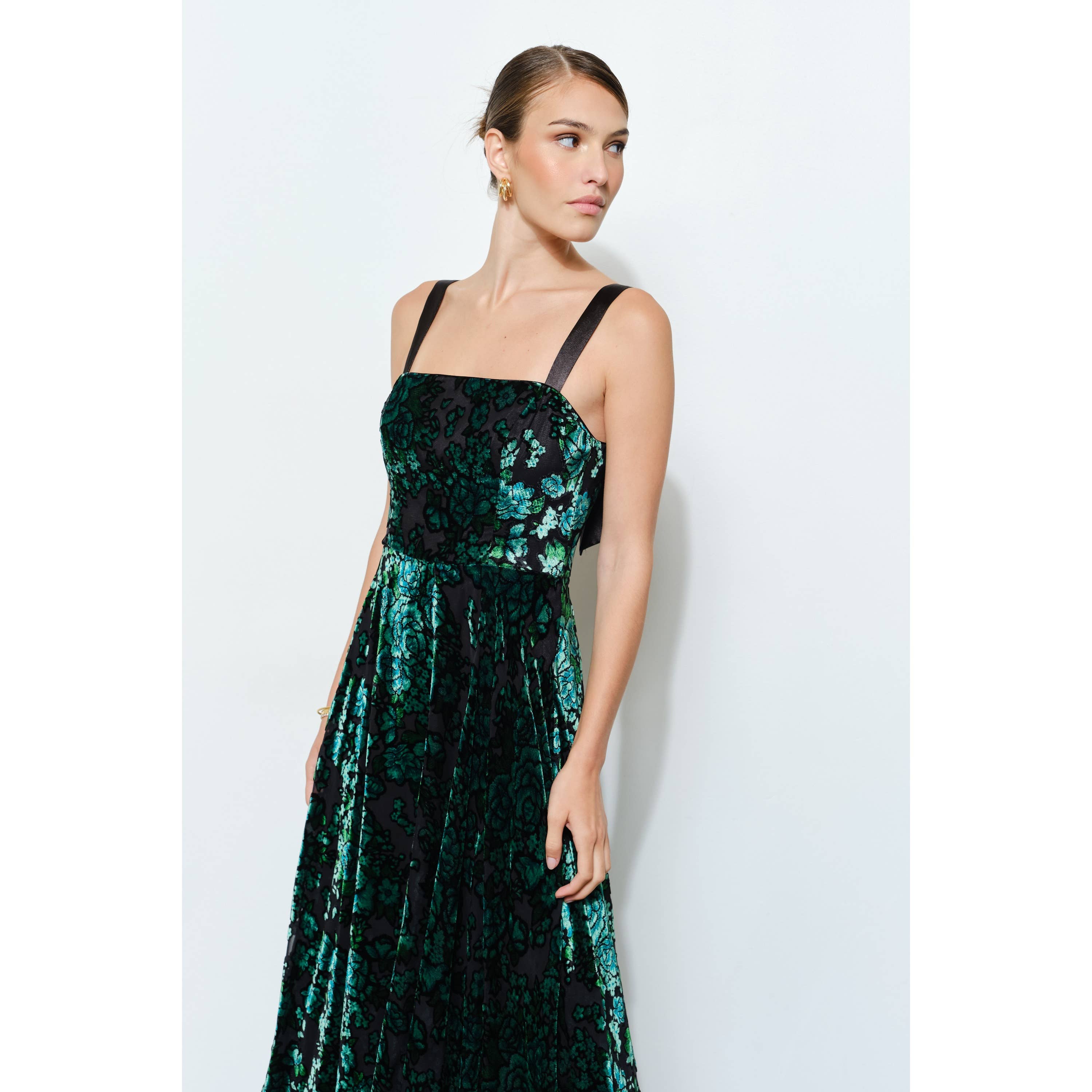 INA – wholesale Dress – Women's – Velvet Floral Bow-Back A-Line Maxi Dress6