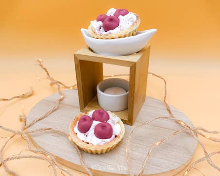 Les Fées Mères - Wholesale Wax Melt - Black cherry scented wax tartlet1