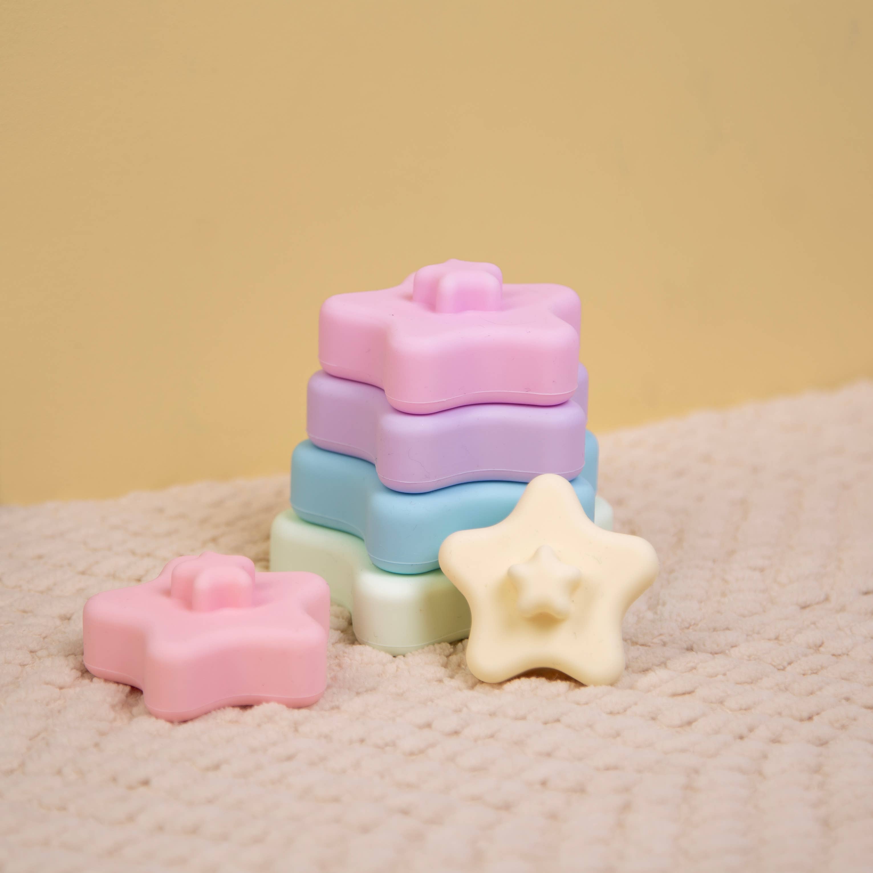 Bizzu - Wholesale Stacking Rings Game - Baby - Silicone Stacking & Teething Star Toy2