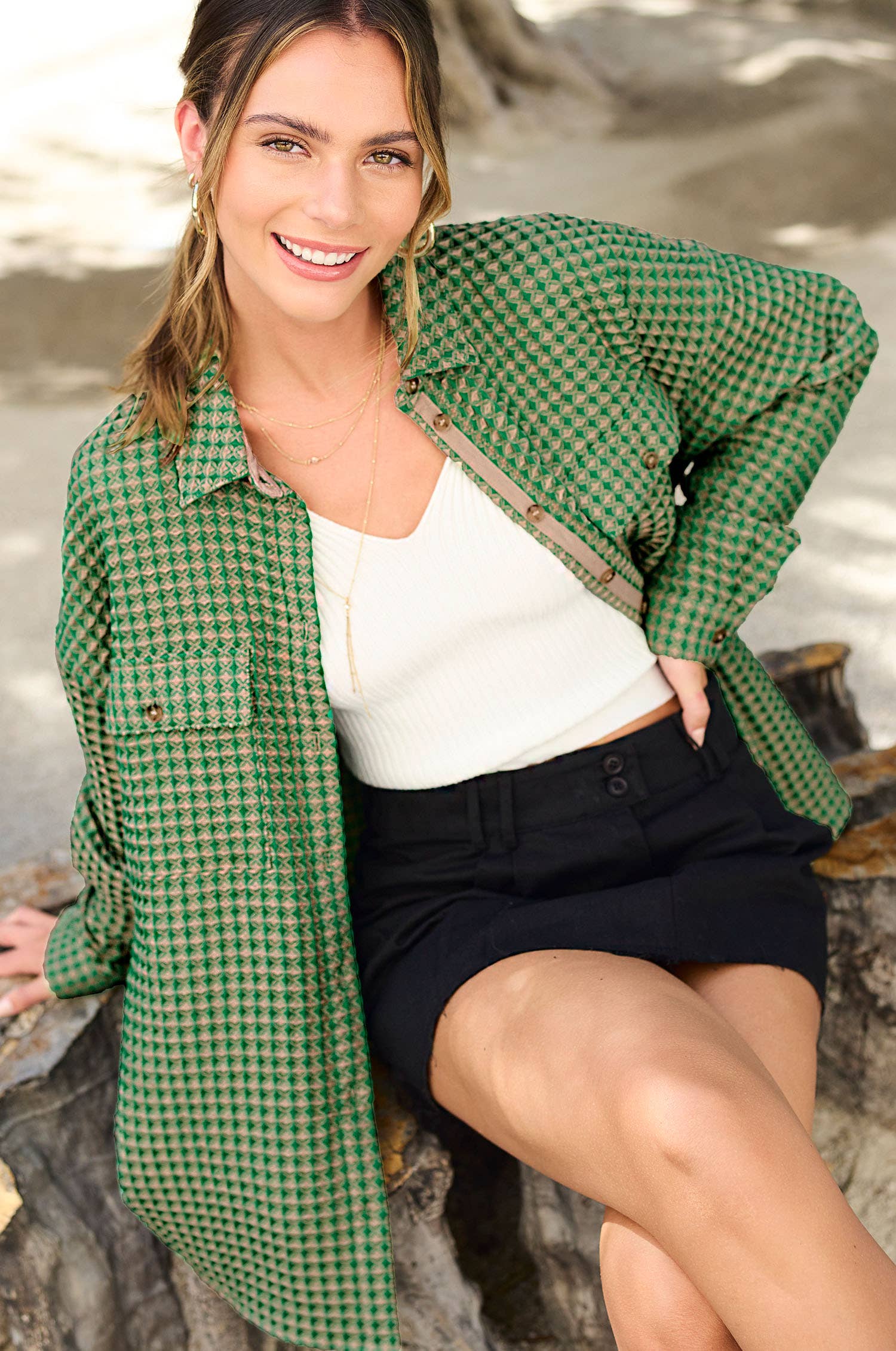 La Miel – Engroshandel Skjortejakke/shacket – til kvinder – La Miel unik waffeltekstureret oversized skjortejakke med knapper23