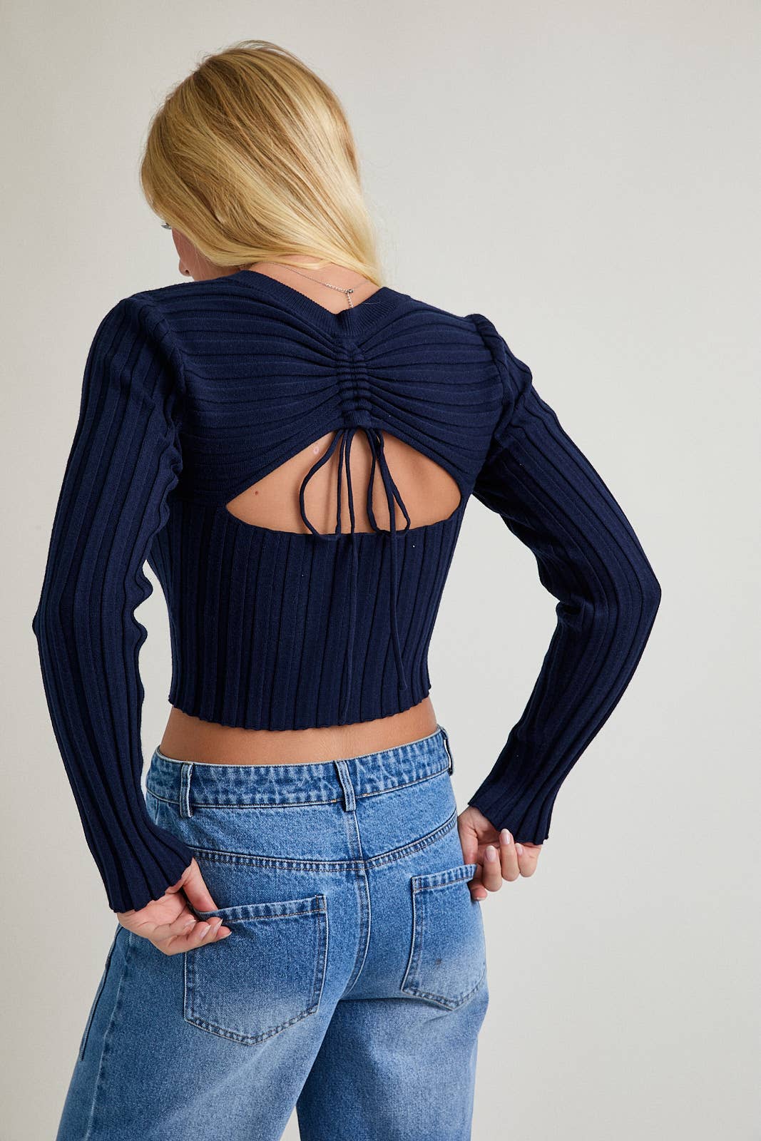 LE LIS - Wholesale Blouse - Women's - BACK SHIRRING LONG SLEEVE TOP6