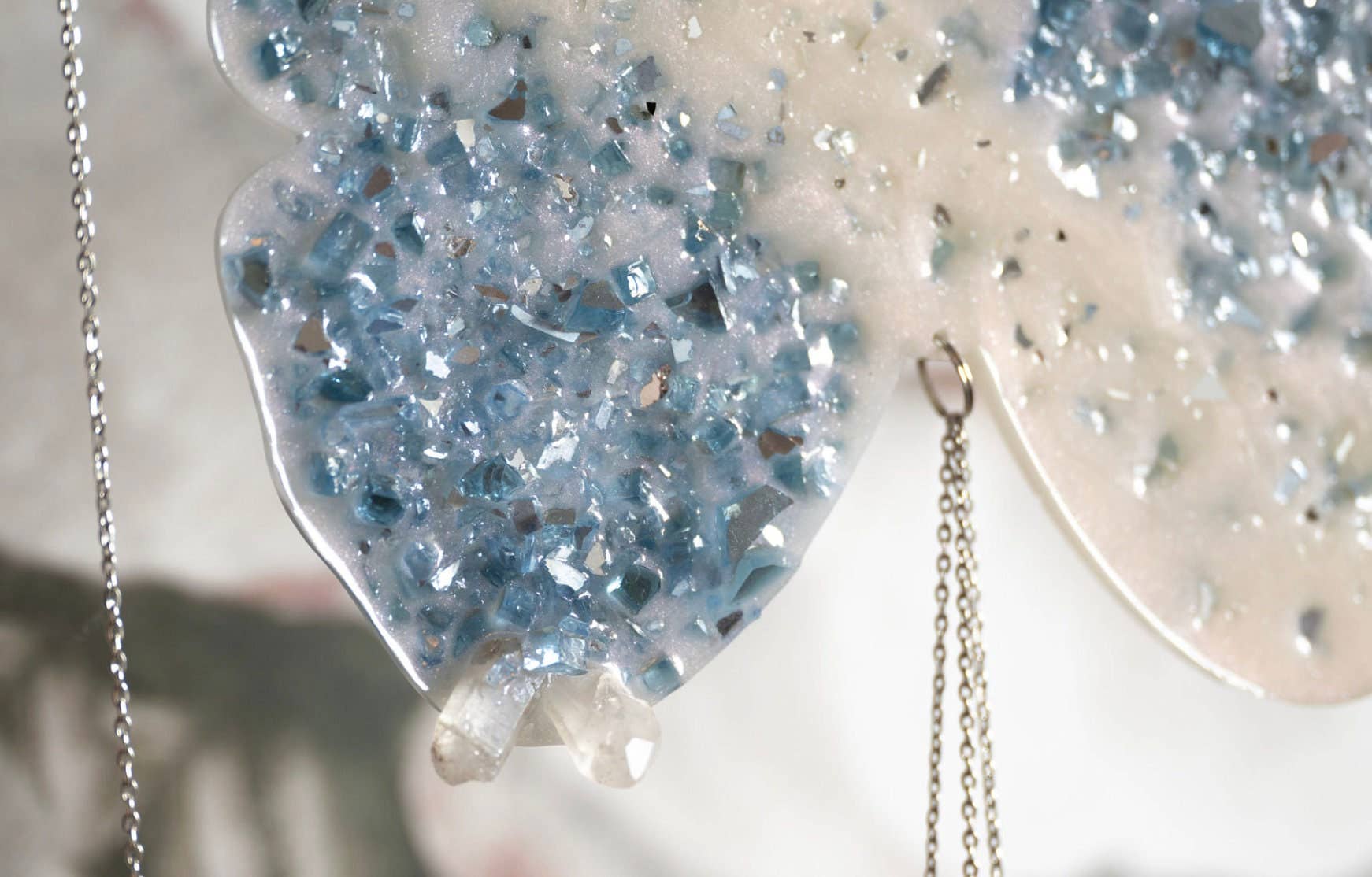 Grey Stone boutique – wholesale Suncatcher – Handmade Butterfly Crystal Suncatcher: Quartz Rainbow Maker4