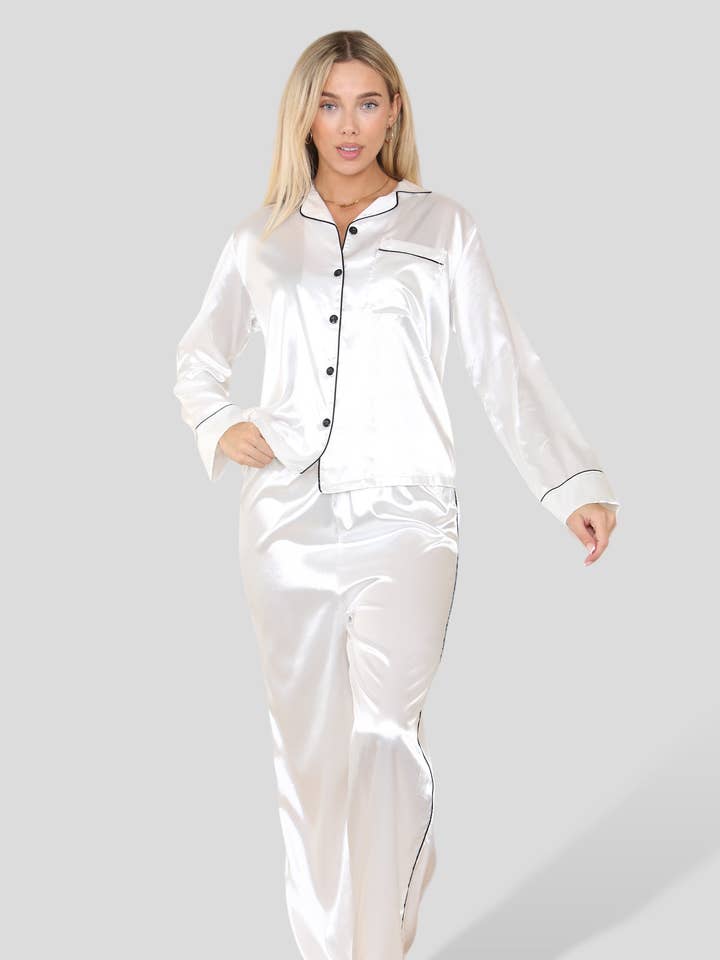 Elainah Fashion – wholesale Sleepwear set – Women's – White satin pj set0