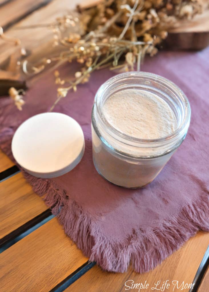 Simple Life Mom - Wholesale Toothpaste - TOOTH POWDER - organic & all natural, re-mineralizing, teeth whitening, natural toothpaste, fluoride free with bentonite clay