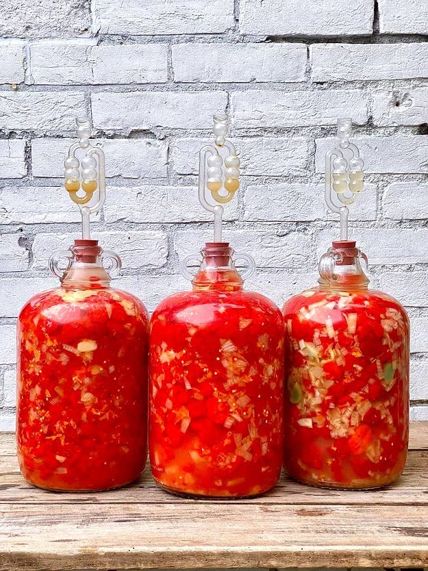 Weymouth 51 Hot Sauces - Wholesale Hot Sauce - Smoked Carolina 70 Fermented Super Hot Chilli Sauce 220ml4