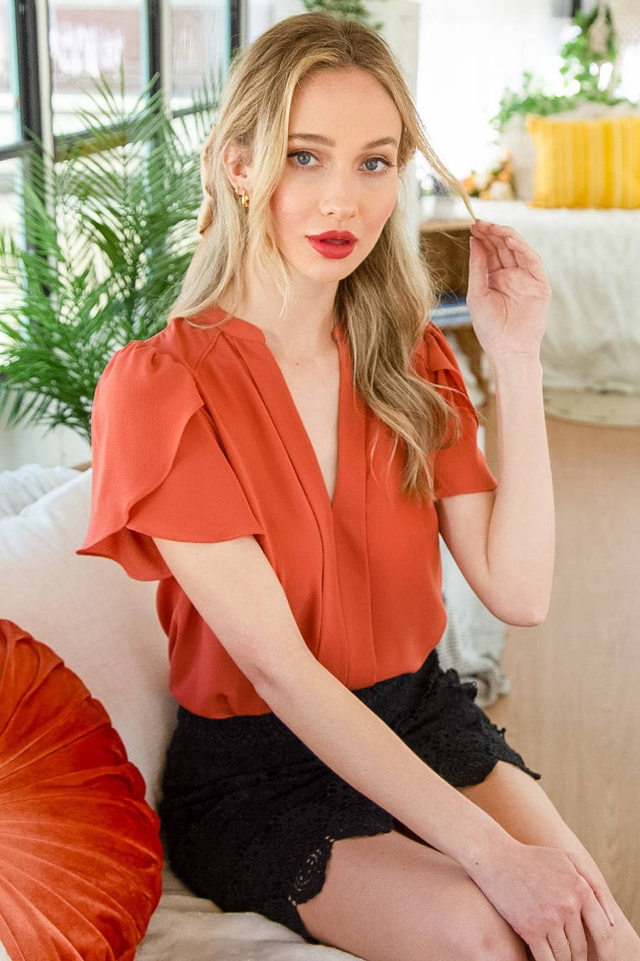 Vine & Love - Wholesale Blouse - Women's - Puff Petal Short-Sleeve Casual Work Blouse Top VT3200017