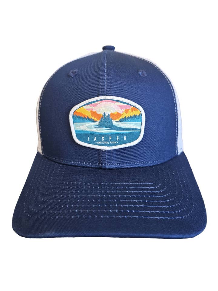 Cappello Trucker Jasper – Cappellino con Toppa Canada Sunset per la vendita all'ingrosso da parte di PNW Apparel
