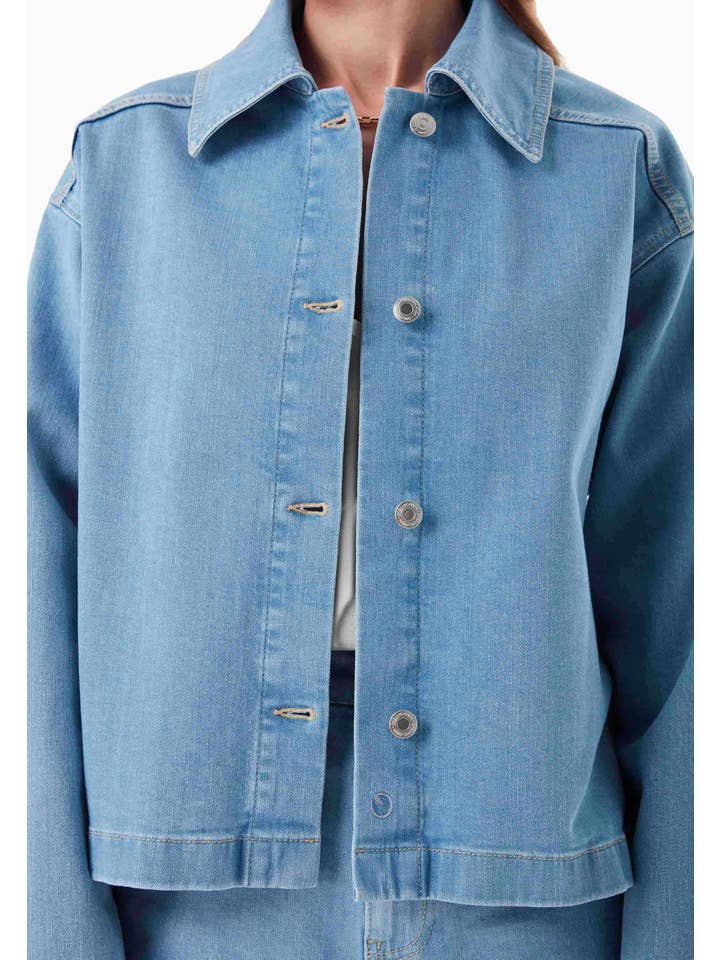 ORGANICATION - Wholesale Denim Jacket - Women's - Jeansjacke aus Bio-Baumwolle4