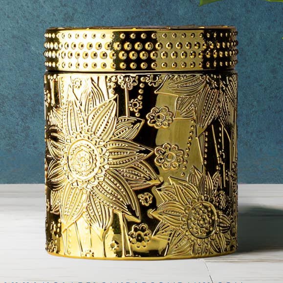 Abundance Candle for wholesale by No Label Candle Company