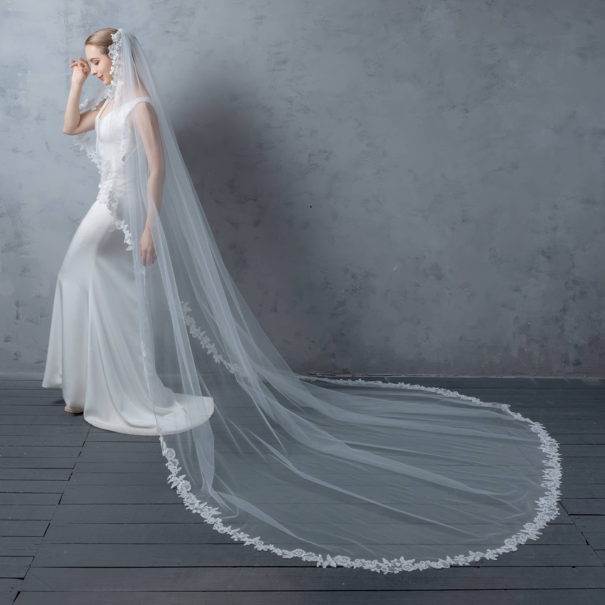 Farinosa Bridal – Véu - Mulher por atacado – FS6217-AC Véu de Noiva de Renda Floral Corte Anjo 108" 120"5