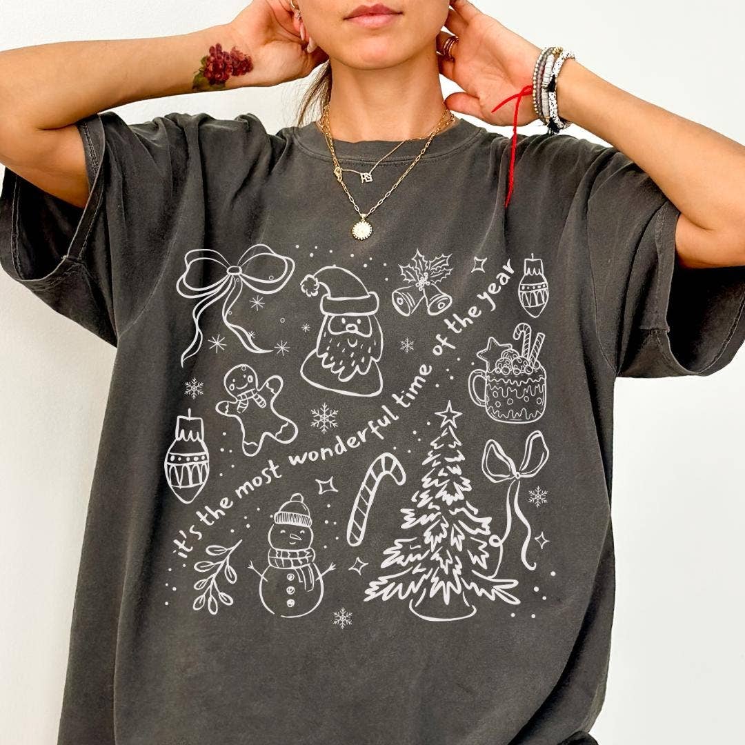 Glaime – wholesale T-shirt (graphic) – unisex – Comfort Colors Christmas Shirt With Bow, Holiday Sweatshirt1