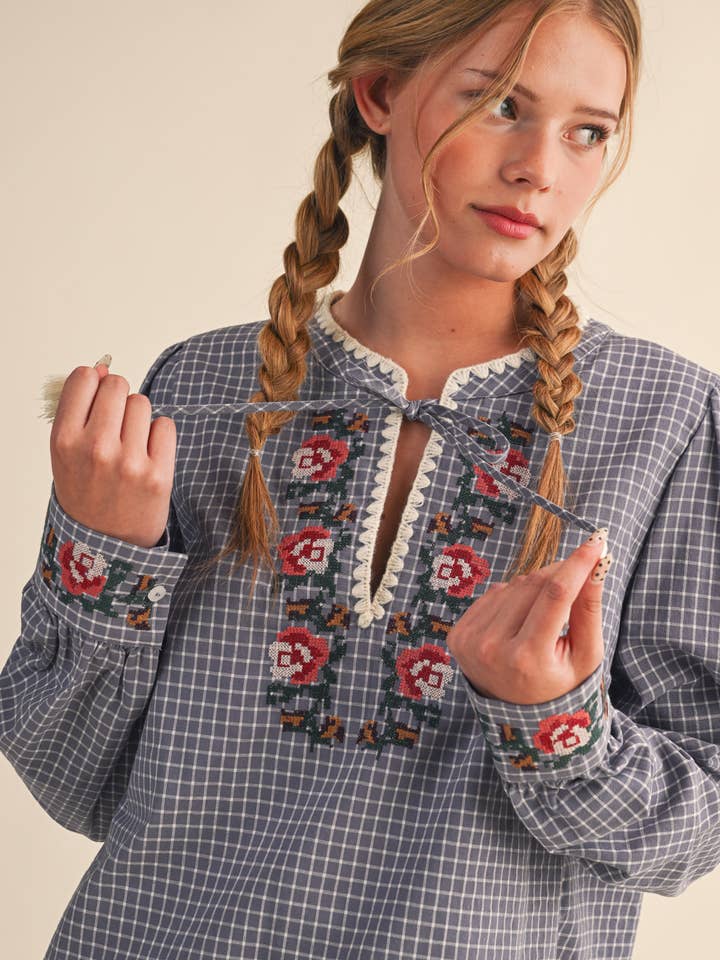 &MERCI - Wholesale Blouse - Women's - FLORAL CROSS STITCH EMBROIDERED CHECKERED TOP MTP41473