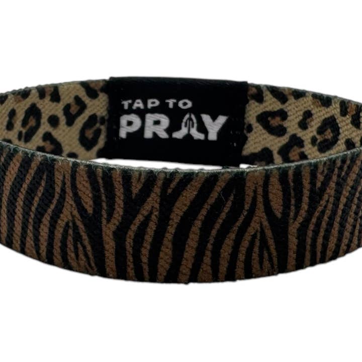 Versible - Wholesale Wristband - Tap To Prayâ„¢ Wristbands - Safari Leopard