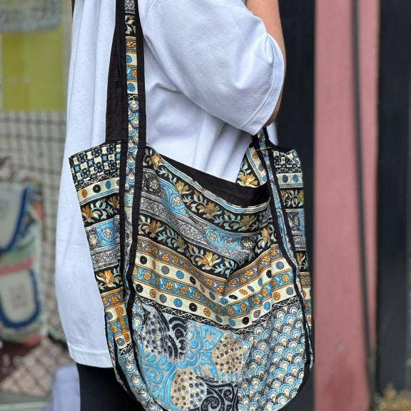Multicolour Bolso de Hombro Artesanal con Diseño Exclusivo para Mujer de venta al por mayor en Faire