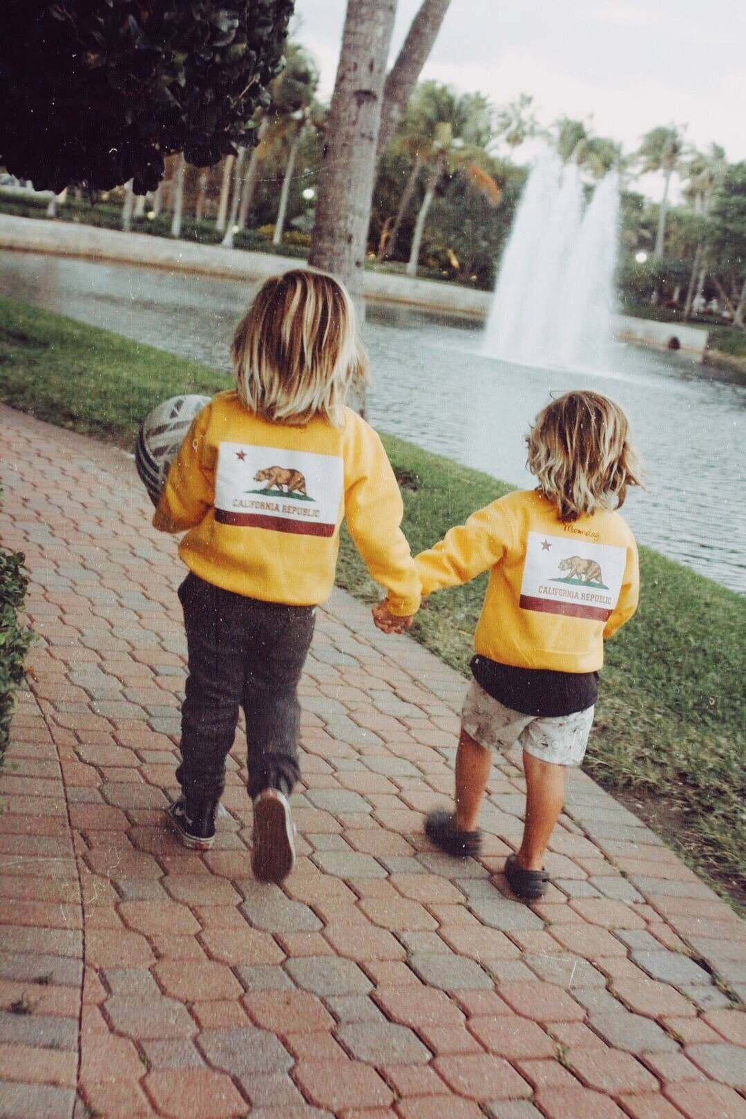 MOONDAY - Wholesale Sweatshirt - Kids - WEST COAST1