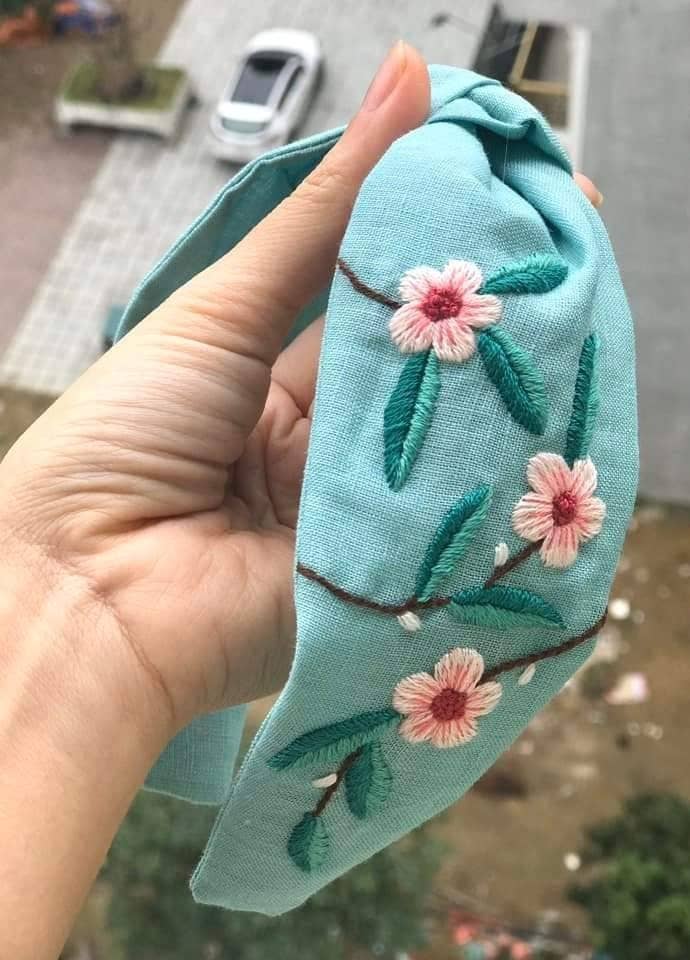 Quince Fables - Wholesale Fashion Headband - Women's - Floral Embroidered Linen Knot Turban, Collection Olivia ✅0