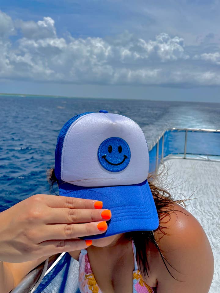 Smiley Face Trucker Hüte für den Großhandel von Prints & Sparkles