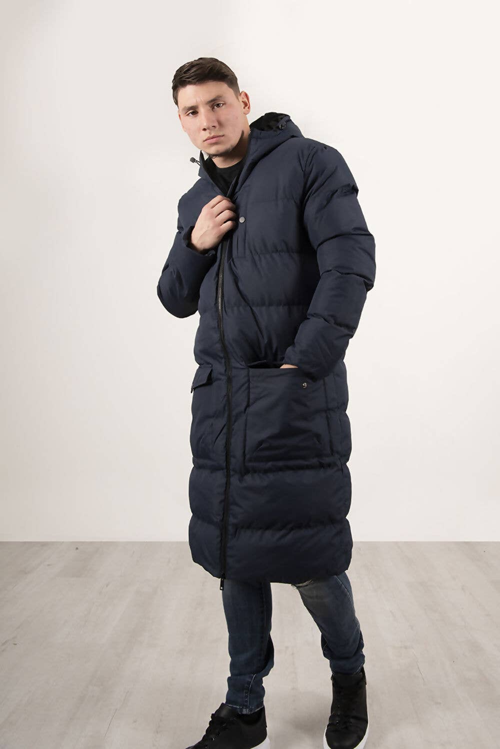 J5FASHION - Wholesale Puffer Jacket - Men's - PADDED HOOD LONGLINE PARKA2