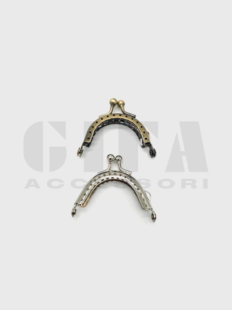 Gifa Accessori - Vendita all'ingrosso Fibbie per cintura - Clic clac con fori per portamonete cm 5,5 x 4,53