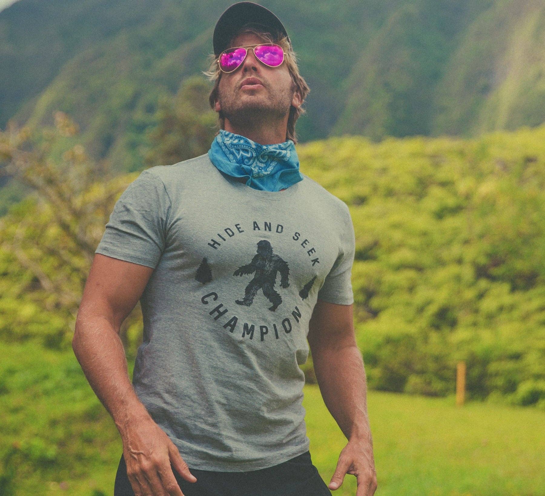 Crazy Dog T-Shirts - Wholesale Screen Printed T-Shirt - Men's - Hide And Seek Champion Graphic T-shirt Funny Bigfoot Tee2