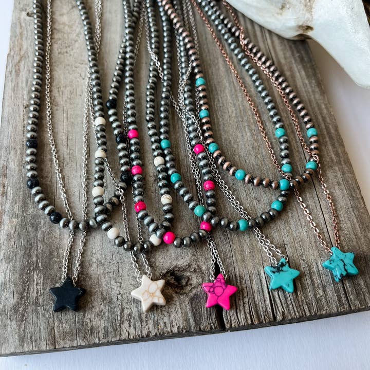 Boho Ranch Shop - Wholesale Pendant/Charm Necklace - Star Layered Choker Necklace Western Pendant Necklace Choker