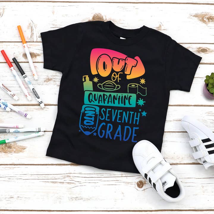 Hors quarantaine, septième année pour la vente par Great Tees