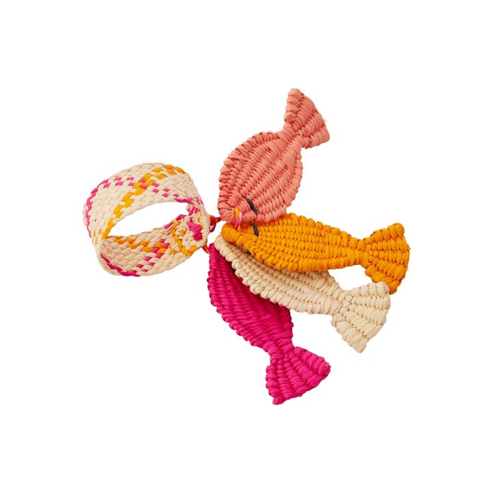 Coro Cora™ – wholesale Napkin ring – Hanging Fish Napkin Ring1
