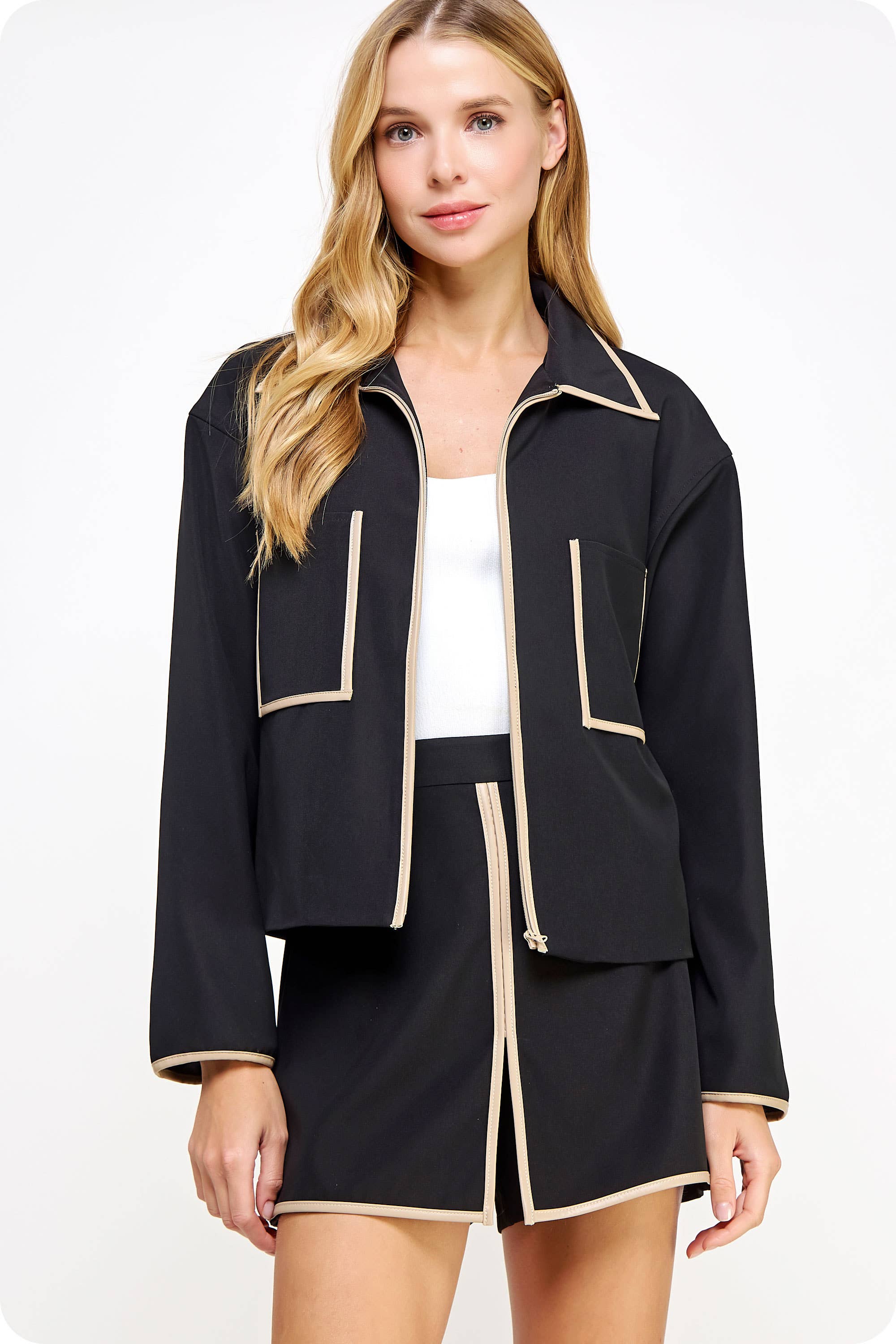 Strut & Bolt – wholesale Shorts – Dam – Shorts i konstläder med rördetaljer5