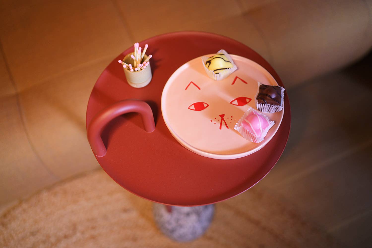 Donna Wilson - Wholesale Dinner Plate - Cat Plate2