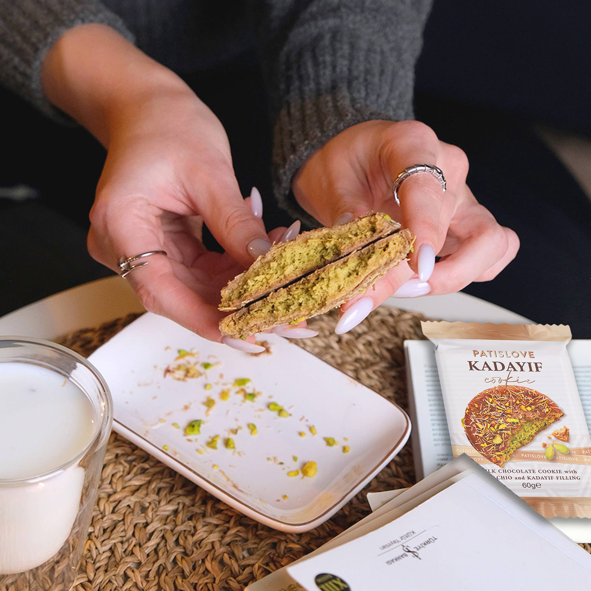 Patislove - Wholesale Cookie - Milk Chocolate Cookie with Pistachio and Kadayif Filling5