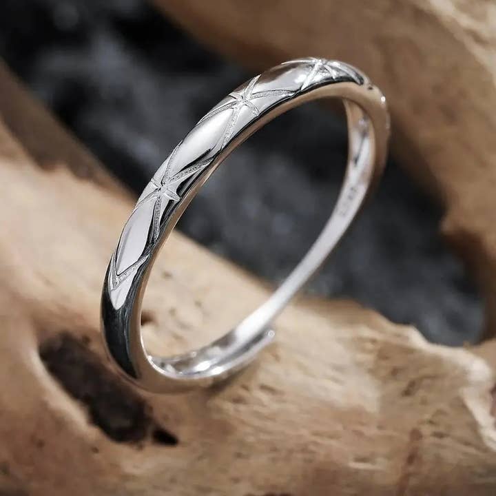 Minimalist Tiny Stars Design Ring for wholesale by Moclein