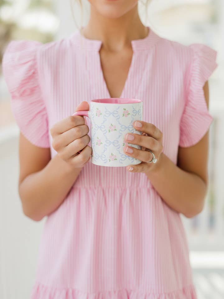 Blossom Coquette Tasse mit rosa Innenseite für den Großhandel von Pearly Peach