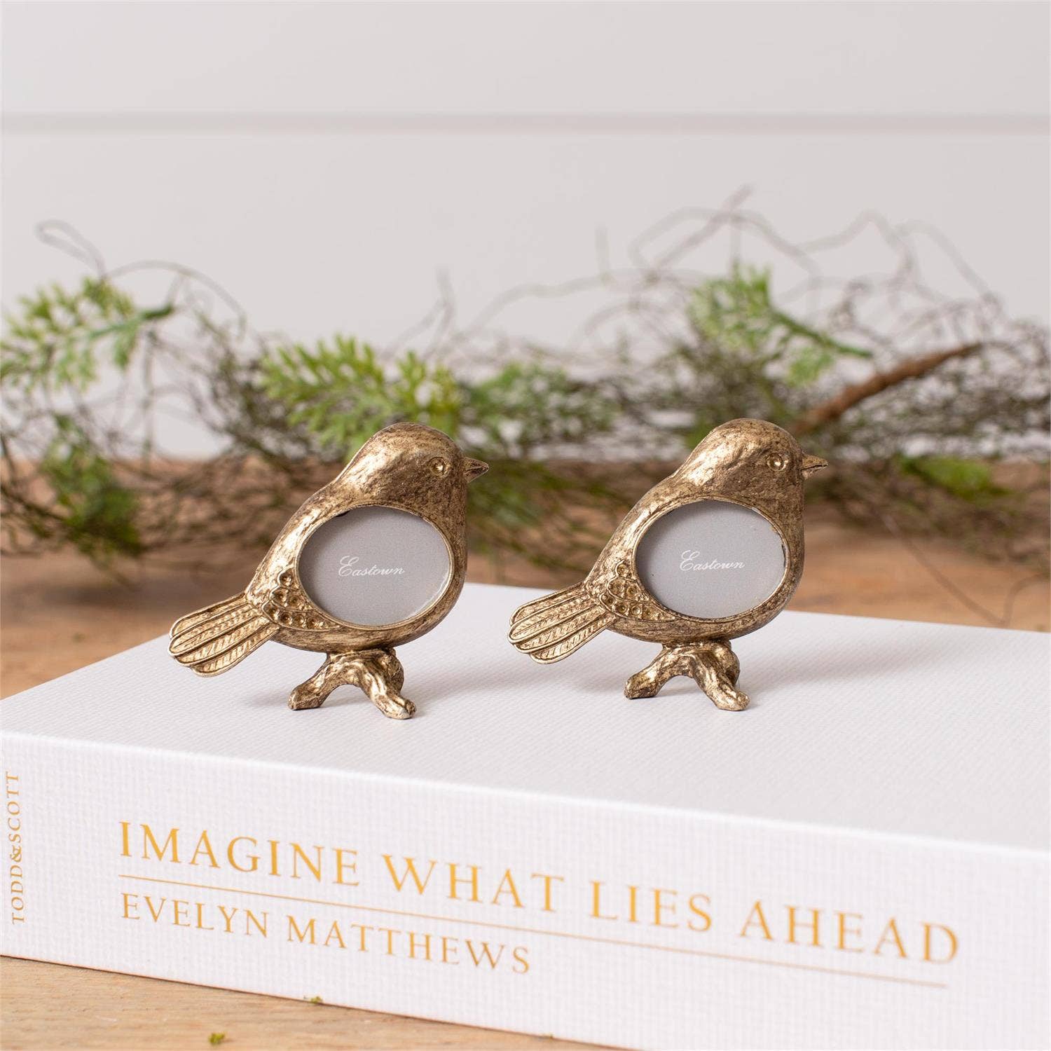 Audrey's Home & Gift – wholesale Picture frame – Photo Frame - Mini Bird, Gold Finish (PK/12)1