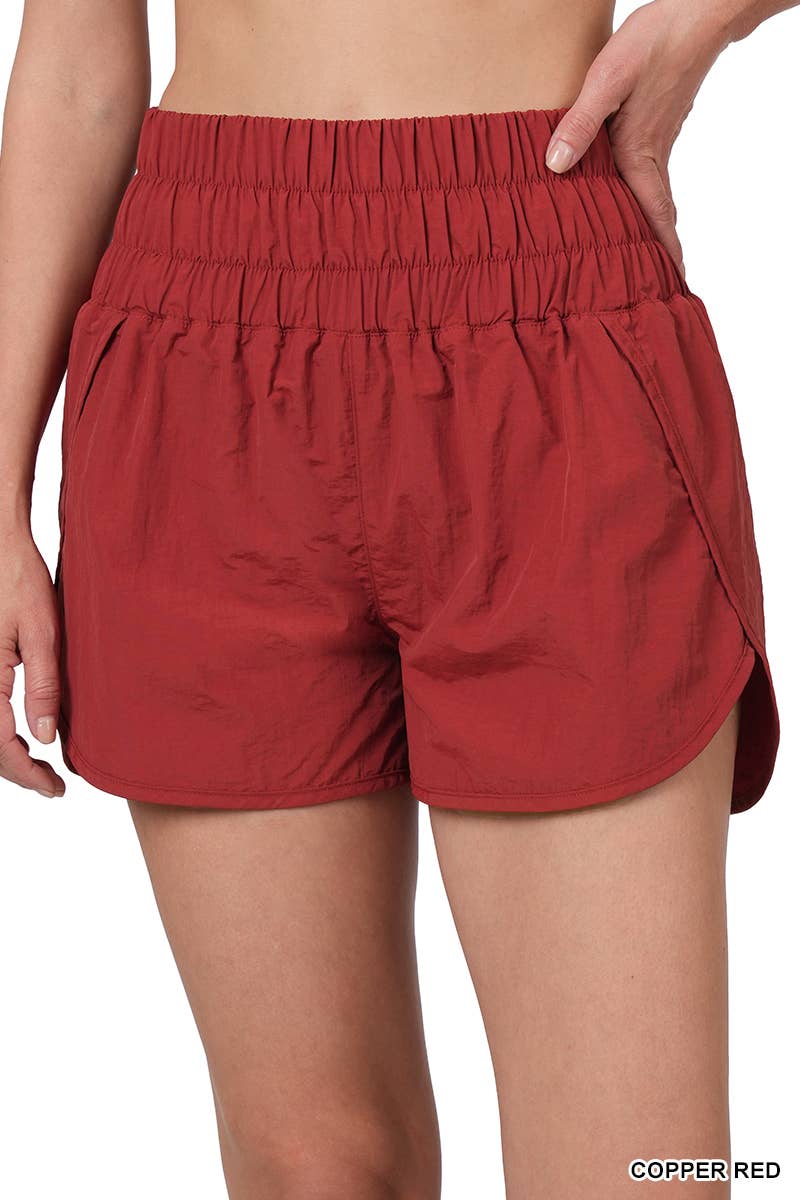 42POPS - Vente Short – femme - Short coupe-vent avec doublure et poche arrière en mesh28