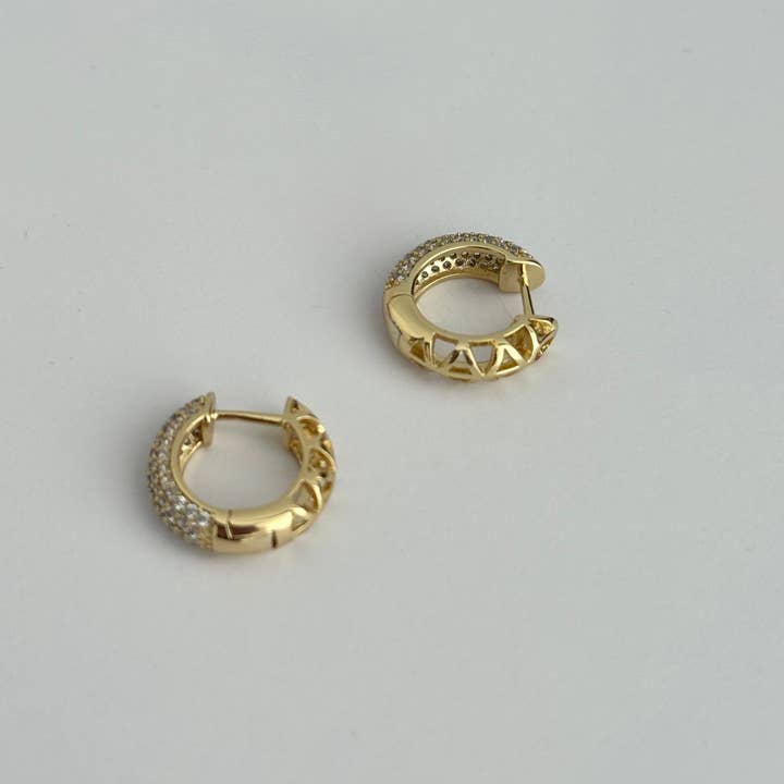 Tramps+Thieves – wholesale Hoop earrings – Santira Hoops5