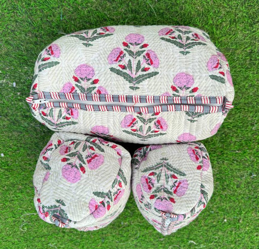 bhavnas boutique - Wholesale Makeup/Cosmetic Bag - White Cotton Quilted Bag Hand Block Printed Bag Women Bags 1