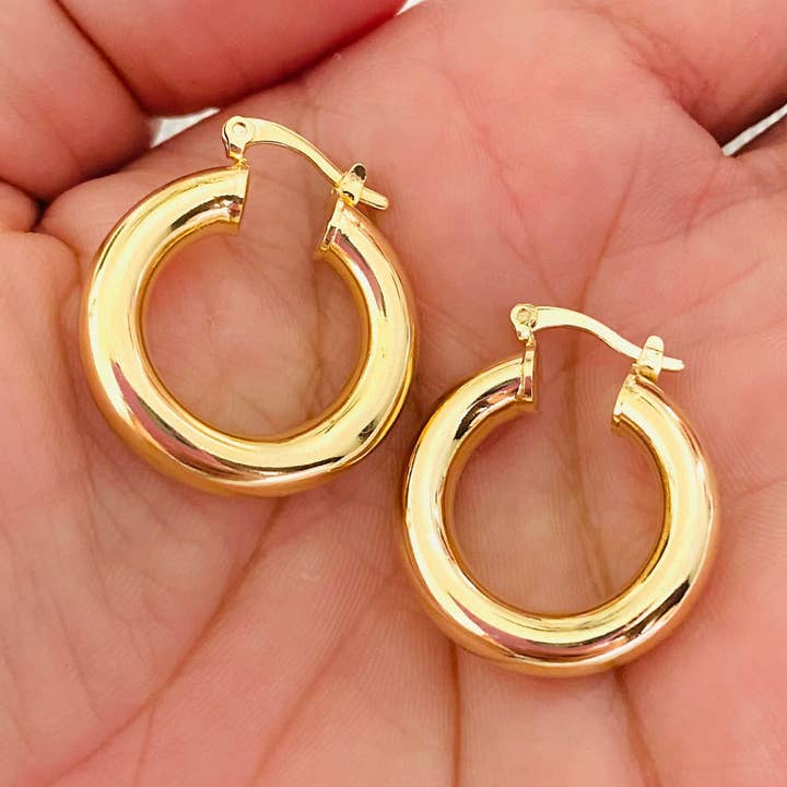 Créoles en or simples, petites créoles épaisses, remplissage en or 18 carats pour la vente par Housegoldjewelry