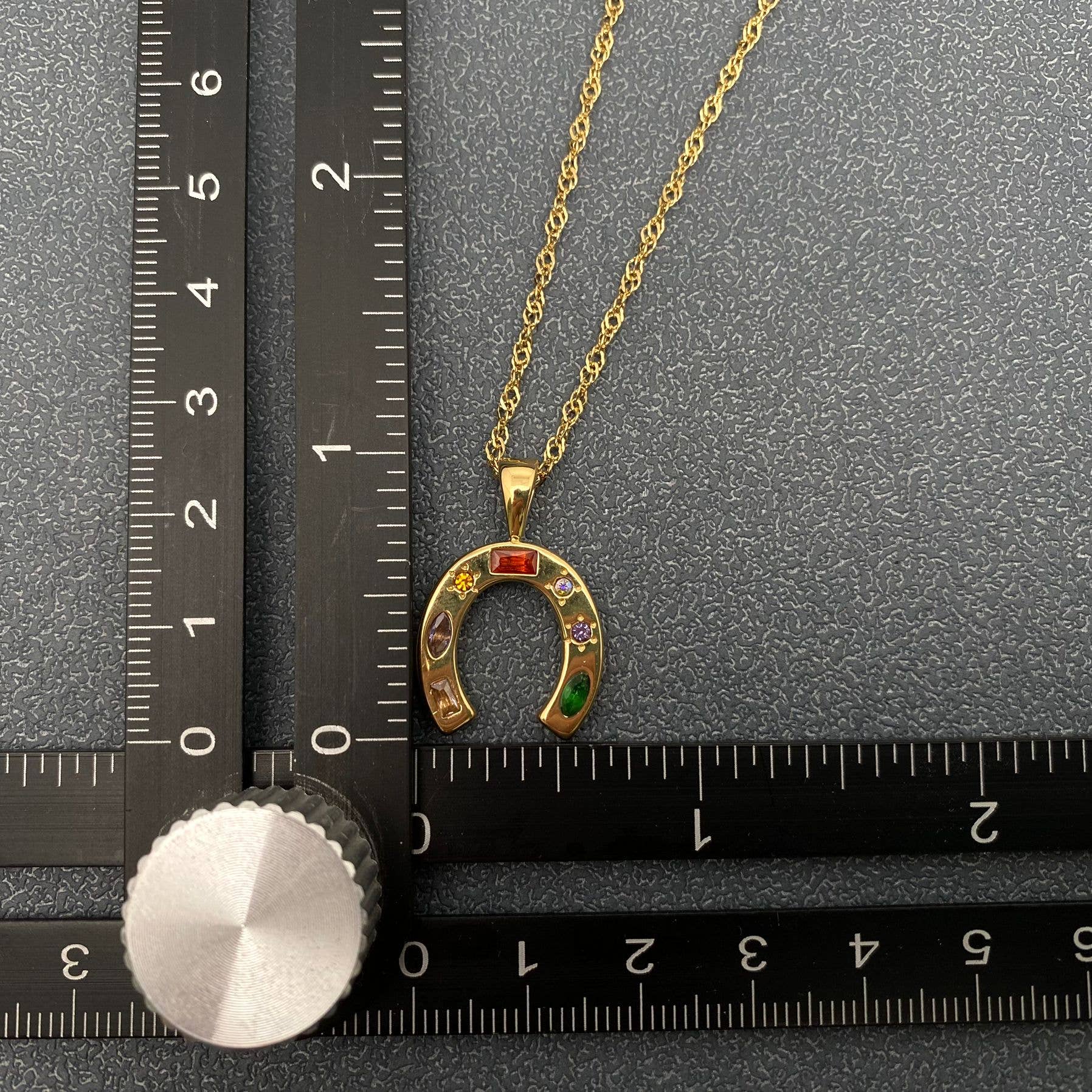 Mio Queena - Wholesale Pendant/Charm Necklace - Inlaid CZ 18K Golden SS Horseshoe Shape Charm Necklace - FGS6