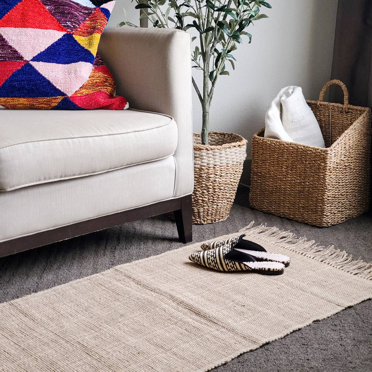 KORISSA - Wholesale Floor Mat - Handwoven Natural Jute Floor Mat • Goldilocks Rug4