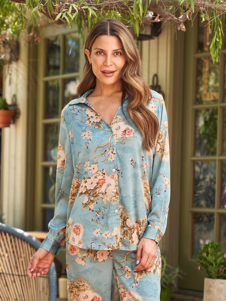 Camisa de Cetim com Botões à Frente 6031-MAT por atacado de Paparazzi