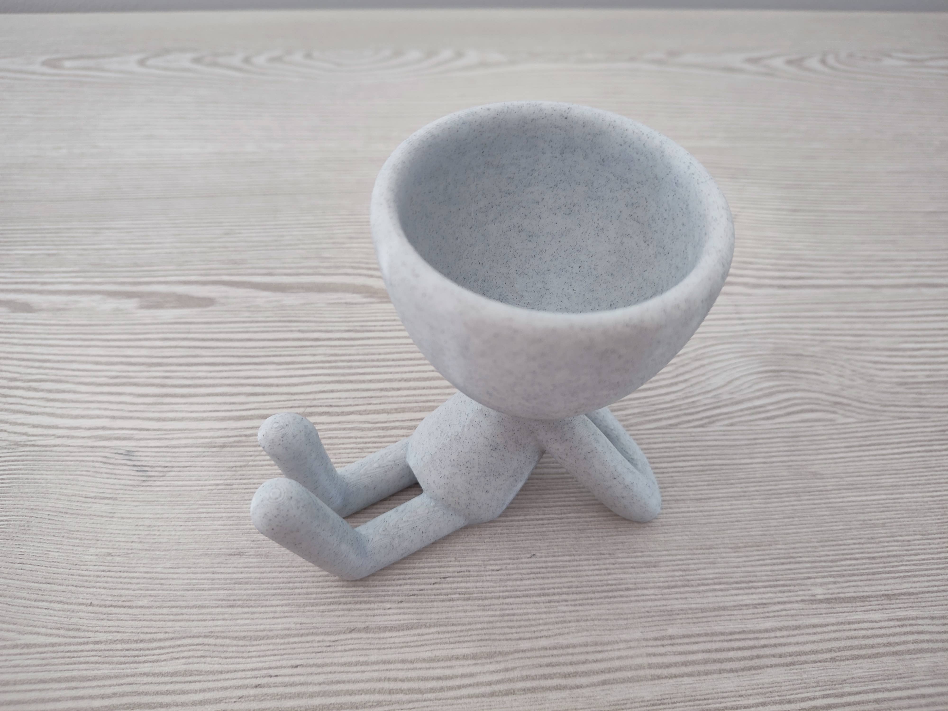 3DROOTS - Vendita all'ingrosso Vasi per piante - Vaso a forma di persona sdraiata - Decorazione per la casa2