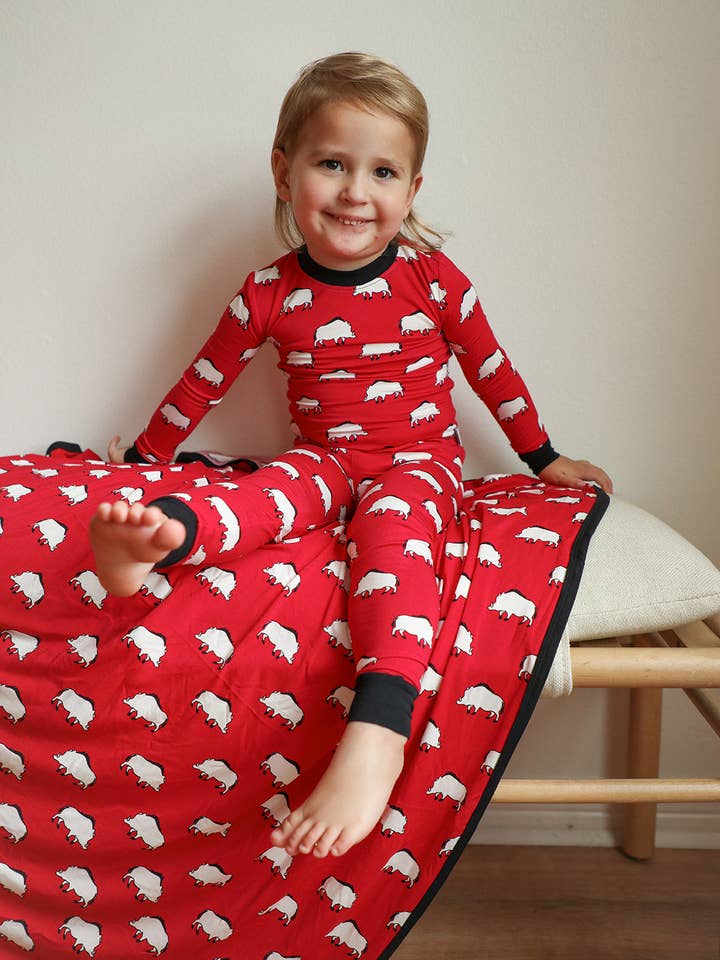 Set pigiama in bambù 2 pezzi Pig per la vendita all'ingrosso da parte di Southern Slumber