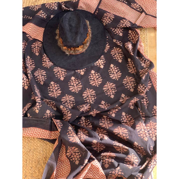 Aurobelle Ibiza – wholesale Halsduk - Dam – Stor storlek Sarong eller Pareo i blocktryck ny kollektion